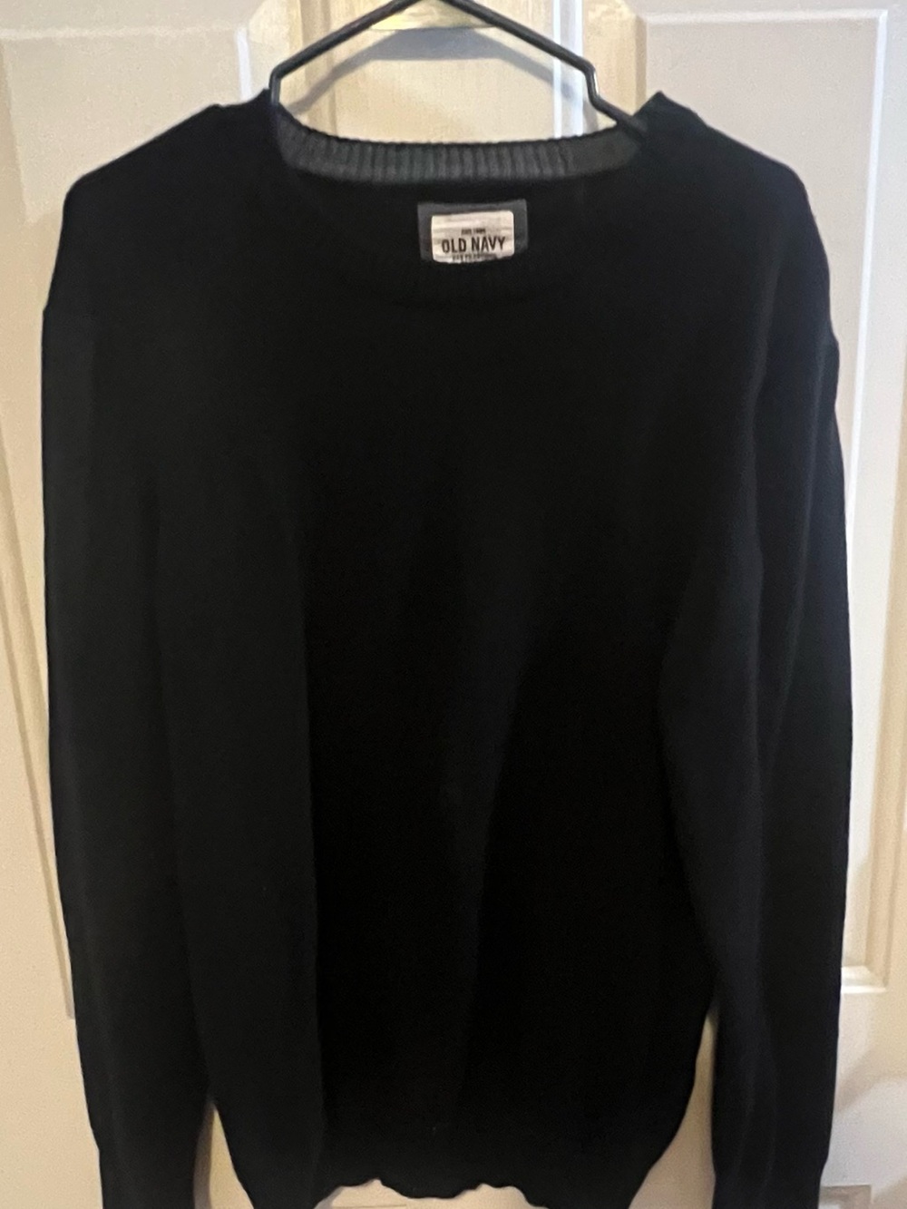 Old Navy Black Crewneck Sweater - Men’s Simple Knit Pullover